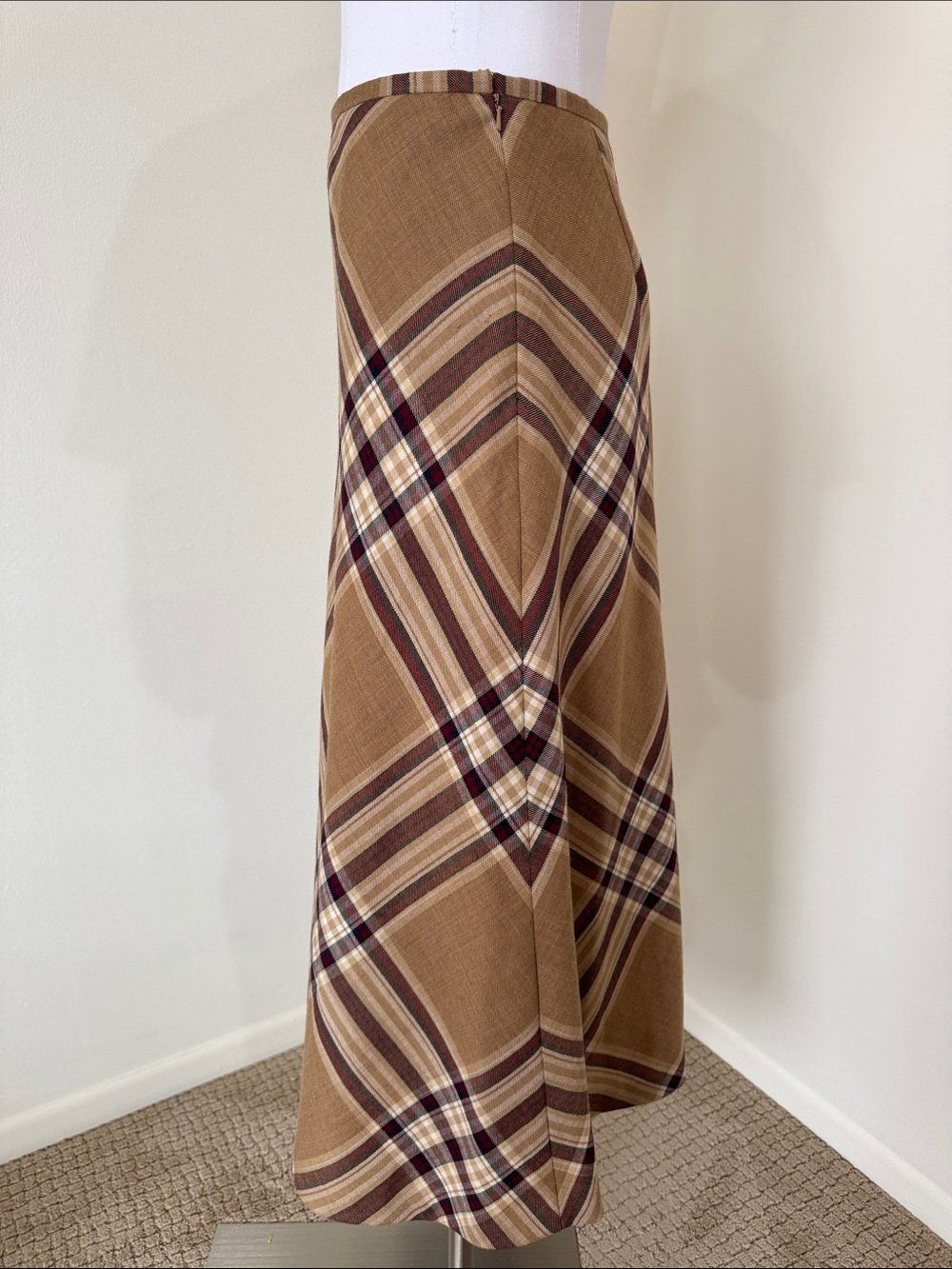Talbots Wool Plaid Bias Cut A-Line Midi Skirt Brown Tan Old Money Size 4 - Picture 4 of 7